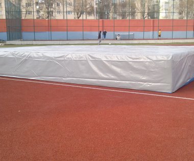Yüksek Atlama Minderi